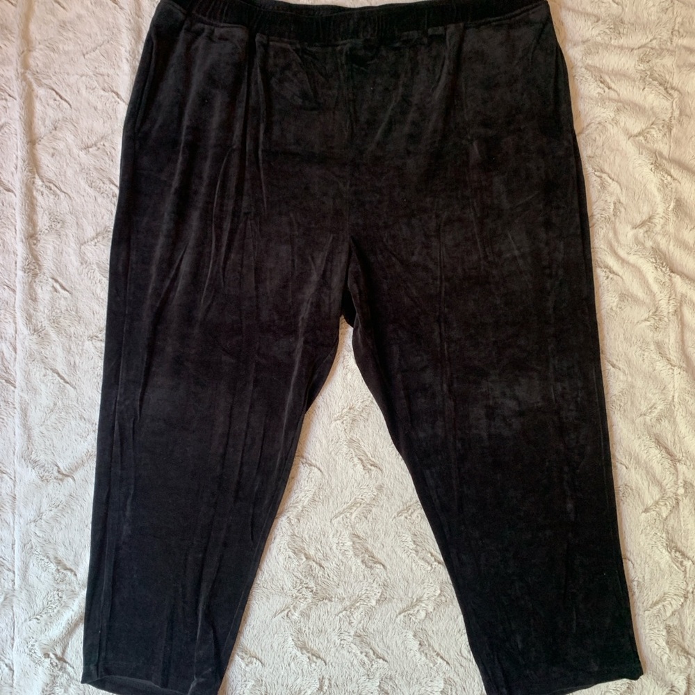 Black Fleece Sweatpants with Elastic Waistband